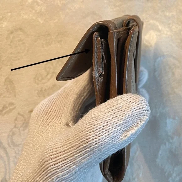 CHRISTIAN DIOR VINTAGE HONEYCOMB COLLECTION SHORT WALLET - Picture 10 of 11